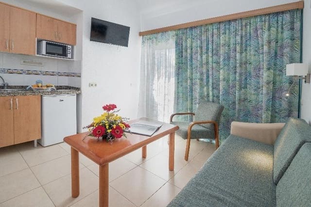 Studio att hyra i Puerto Rico, Mogán med pool - 750 € (Ref: 9410943)