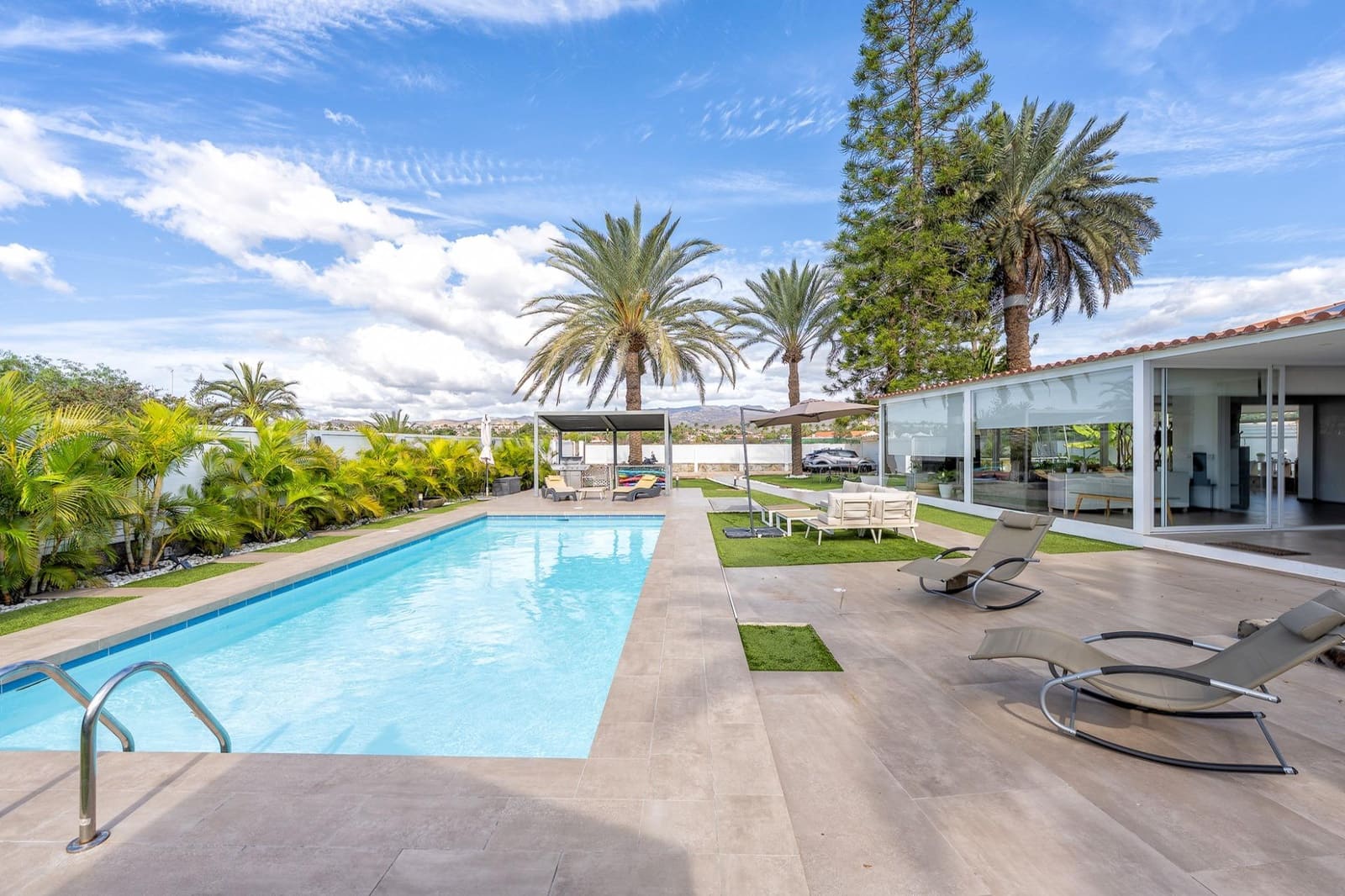 6 quarto Moradia para venda em San Bartolome de Tirajana com piscina - 2 490 000 € (Ref: 9431052)