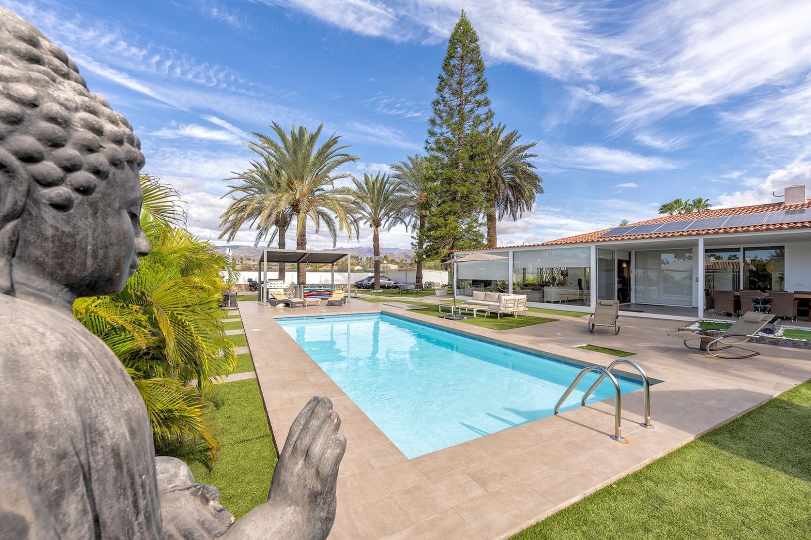 6 quarto Moradia para venda em San Bartolome de Tirajana com piscina - 2 490 000 € (Ref: 9431052)