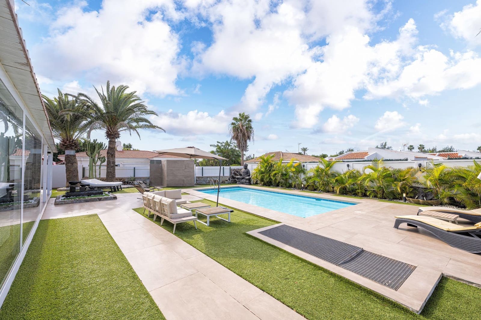 6 quarto Moradia para venda em San Bartolome de Tirajana com piscina - 2 490 000 € (Ref: 9431052)