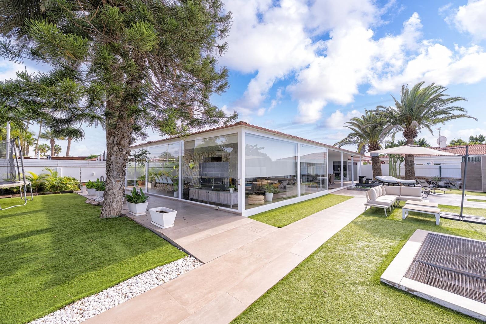 6 quarto Moradia para venda em San Bartolome de Tirajana com piscina - 2 490 000 € (Ref: 9431052)