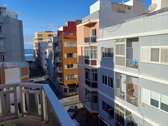 3 sypialnia Mieszkanie do wynajęcia w Guanarteme, Las Palmas de Gran Canaria - 1 050 € (Ref: 9462049)