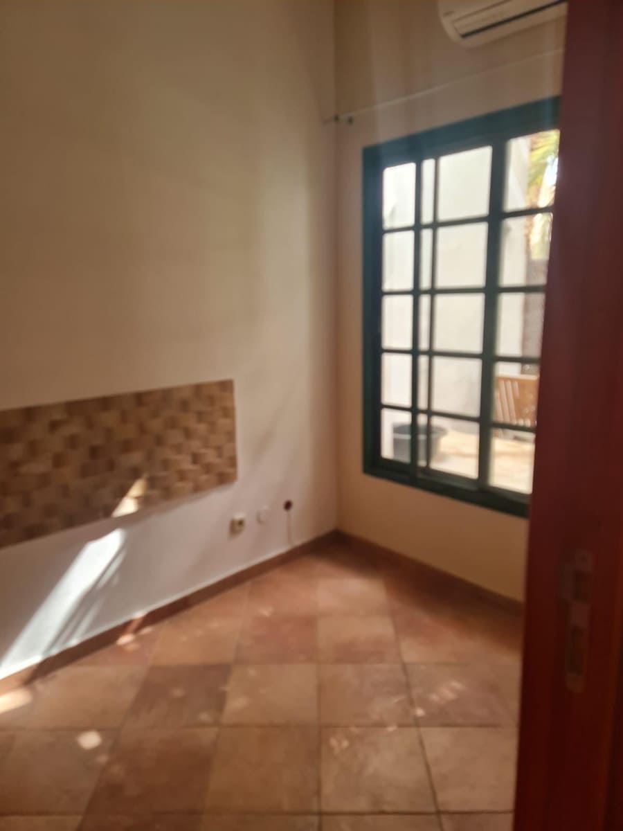 2 sypialnia Apartament do wynajęcia w San Bartolome de Tirajana - 900 € (Ref: 9462050)