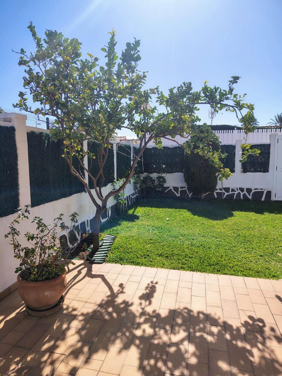 Adosado de 2 habitaciones en Playa del Inglés en alquiler con piscina garaje - 2.000 € (Ref: 9508844)