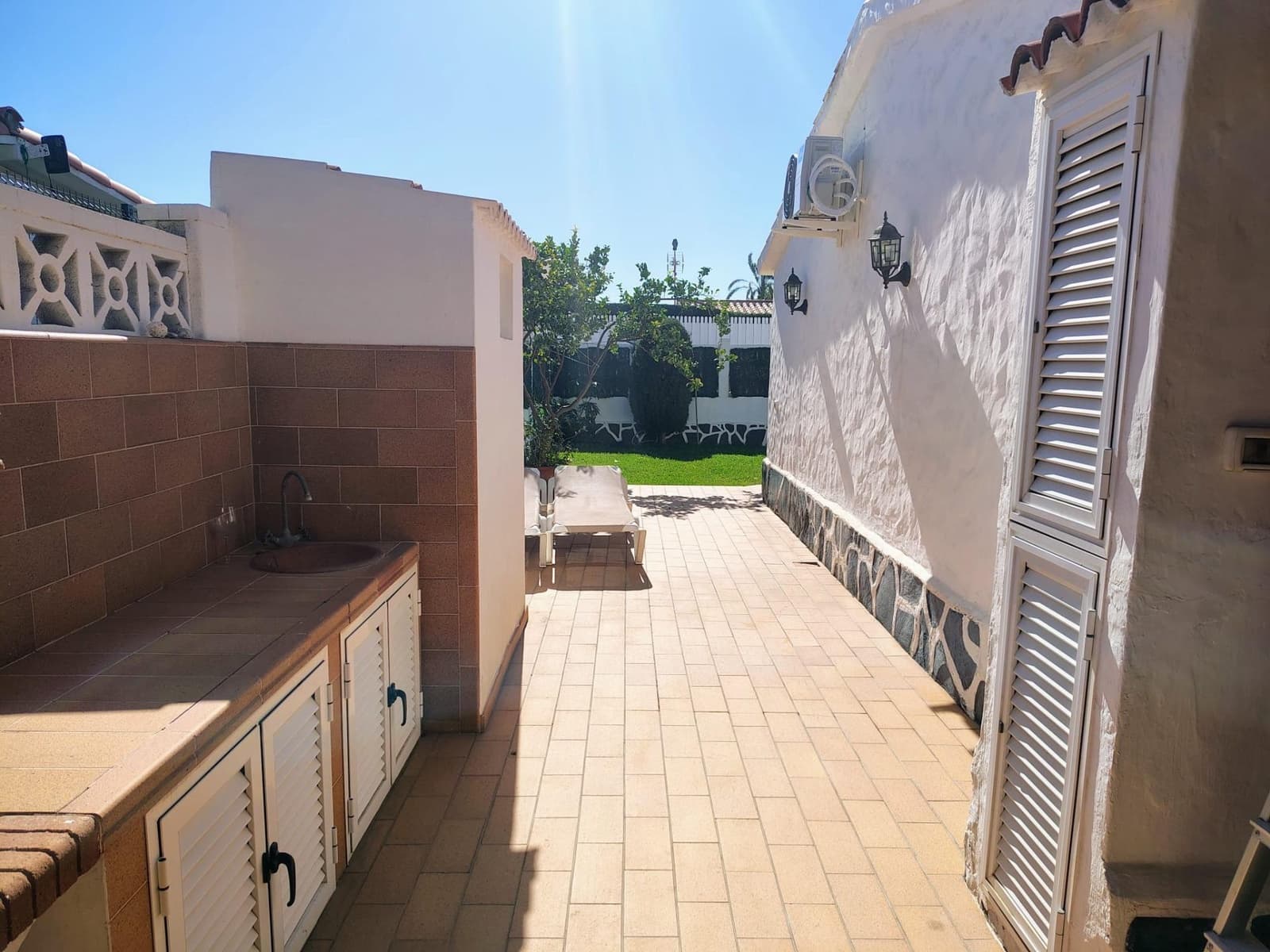 Adosado de 2 habitaciones en Playa del Inglés en alquiler con piscina garaje - 2.000 € (Ref: 9508844)