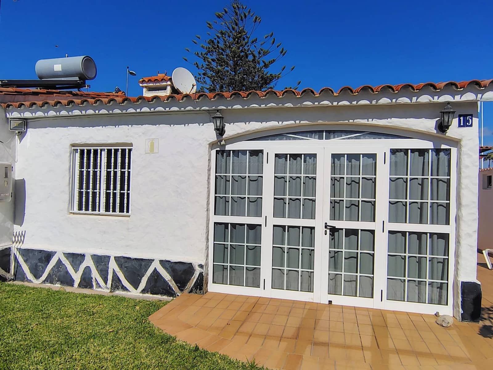 Adosado de 2 habitaciones en Playa del Inglés en alquiler con piscina garaje - 2.000 € (Ref: 9508844)