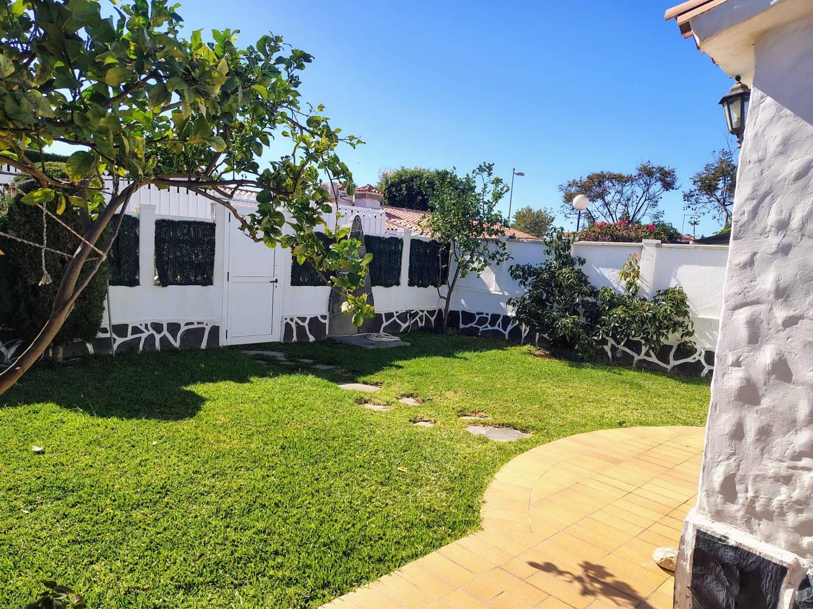 Adosado de 2 habitaciones en Playa del Inglés en alquiler con piscina garaje - 2.000 € (Ref: 9508844)