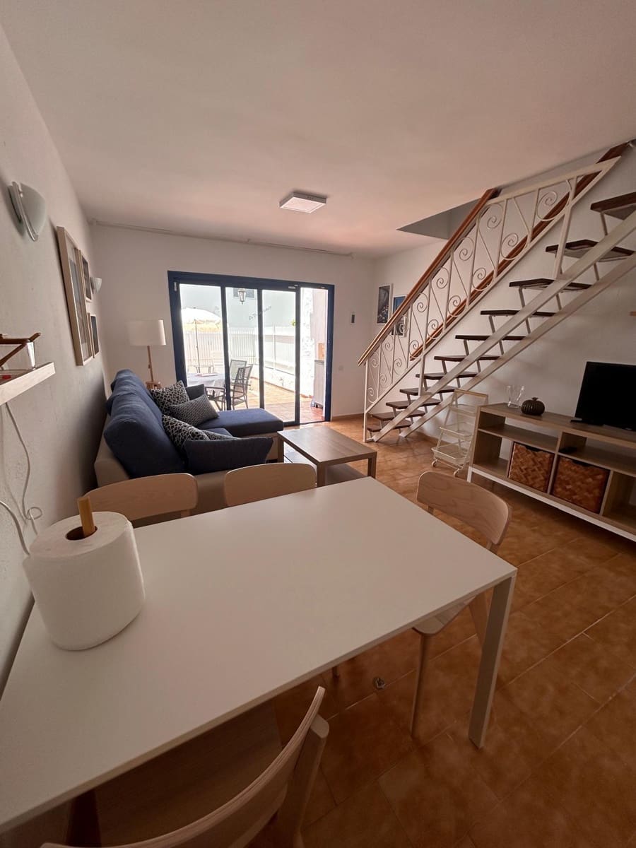 2 makuuhuone Huoneisto vuokrattavana paikassa Playa del Ingles mukana uima-altaan - 1 200 € (Ref: 9524267)