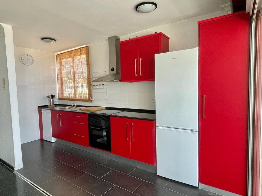 2 soveværelse Lejlighed til leje i San Bartolome de Tirajana med swimmingpool - € 1.650 (Ref: 9565210)