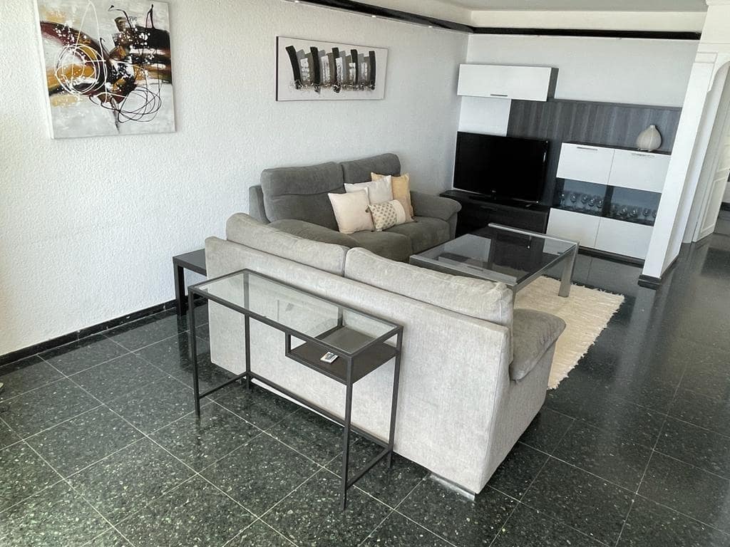 2 soveværelse Lejlighed til leje i San Bartolome de Tirajana med swimmingpool - € 1.650 (Ref: 9565210)