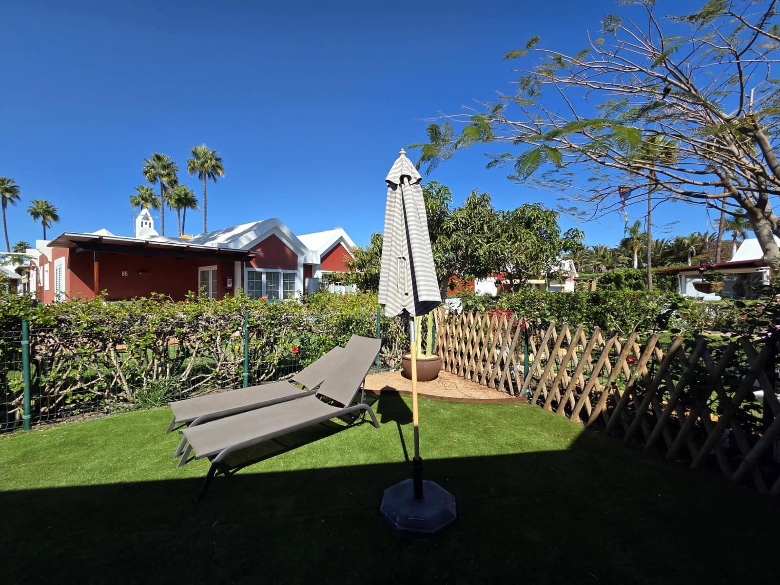 1 soveværelse Bungalow til salg i Maspalomas med swimmingpool - € 420.000 (Ref: 9568605)