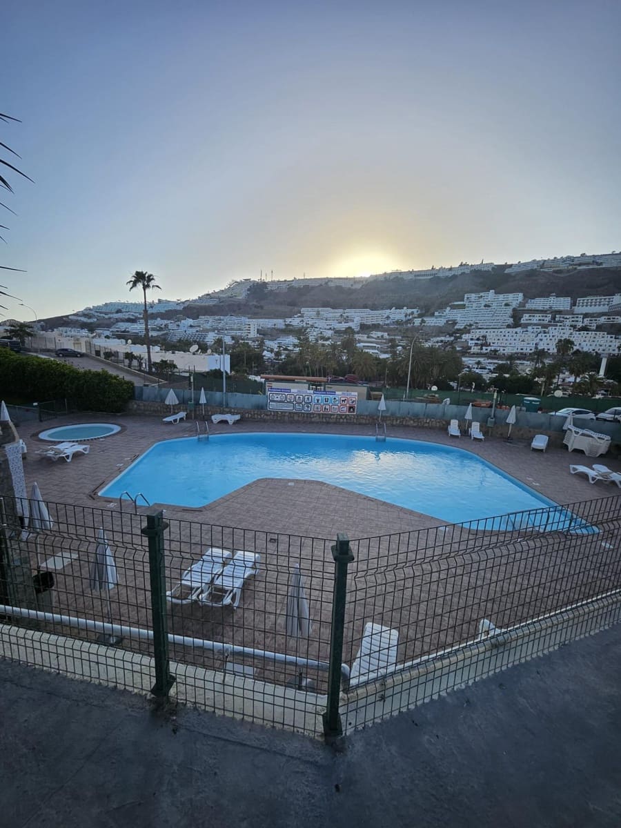 Apartamento de 2 habitaciones en Puerto Rico en alquiler - 1.000 € (Ref: 9599493)