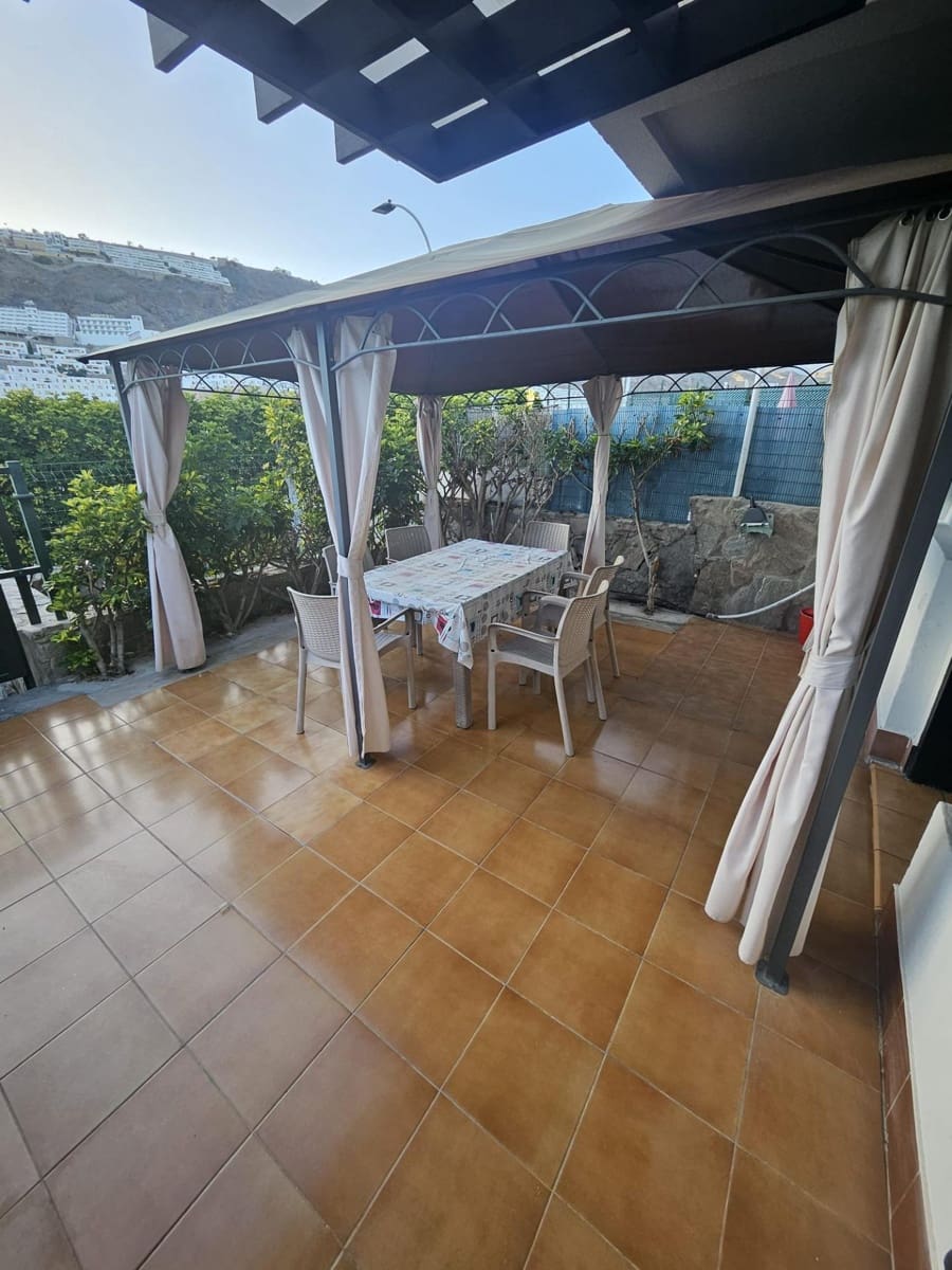 Apartamento de 2 habitaciones en Puerto Rico en alquiler - 1.000 € (Ref: 9599493)