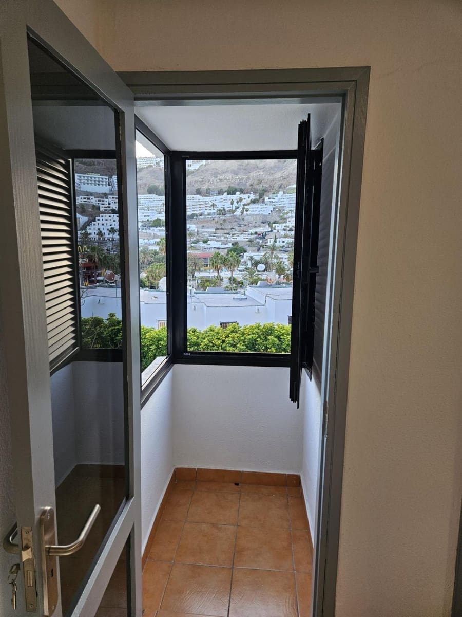 Apartamento de 2 habitaciones en Puerto Rico en alquiler - 1.000 € (Ref: 9599493)