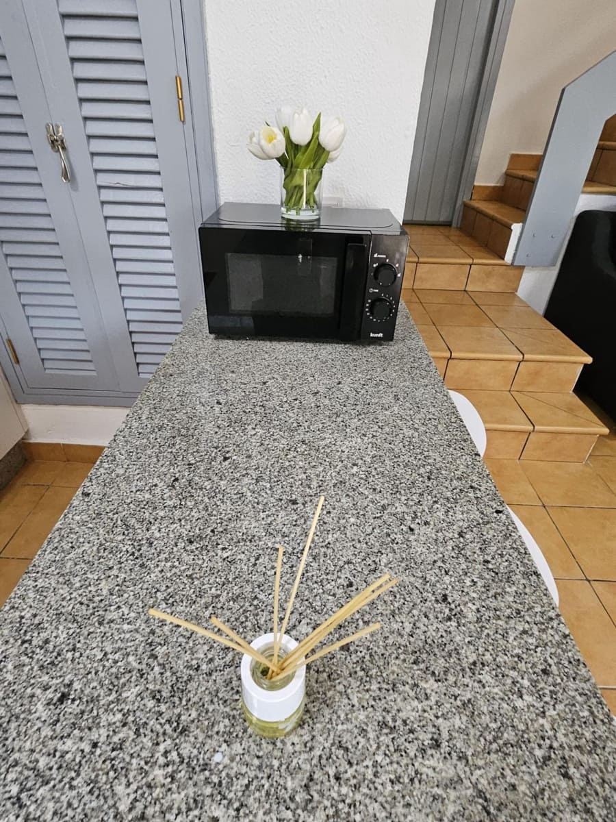 Apartamento de 2 habitaciones en Puerto Rico en alquiler - 1.000 € (Ref: 9599493)