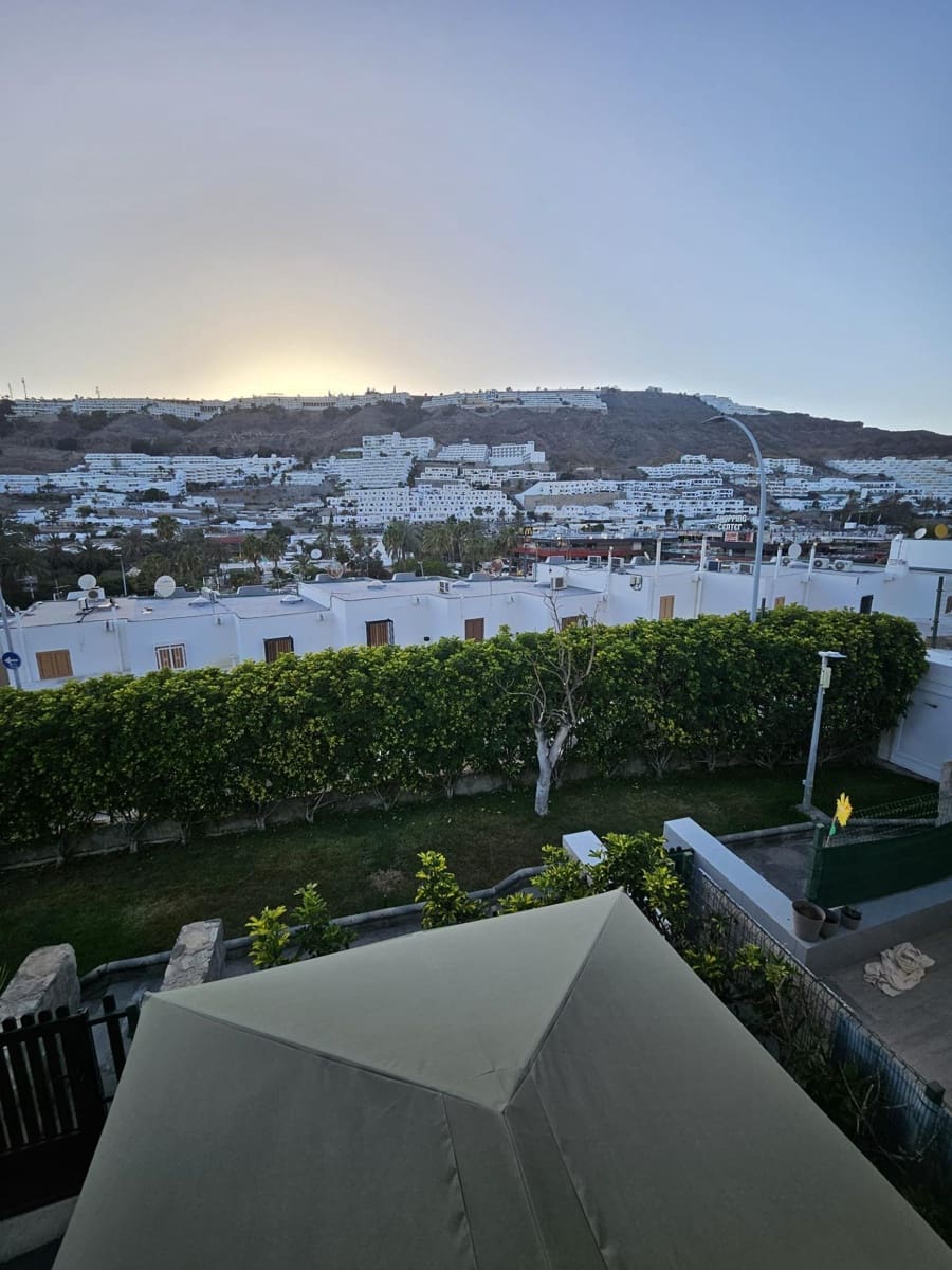 Apartamento de 2 habitaciones en Puerto Rico en alquiler - 1.000 € (Ref: 9599493)