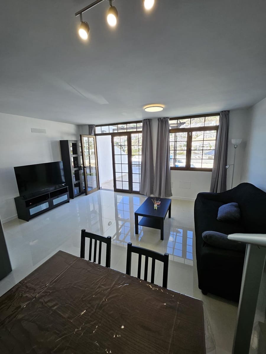 Apartamento de 2 habitaciones en Puerto Rico en alquiler - 1.100 € (Ref: 9599494)