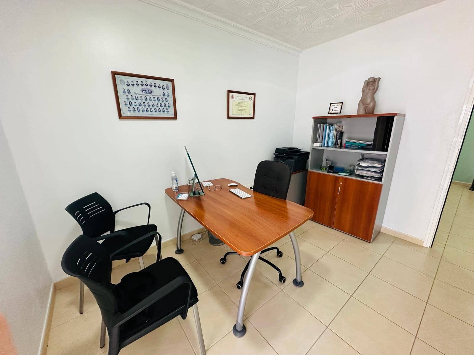 Comercial para venda em San Bartolome de Tirajana - 126 500 € (Ref: 9627461)