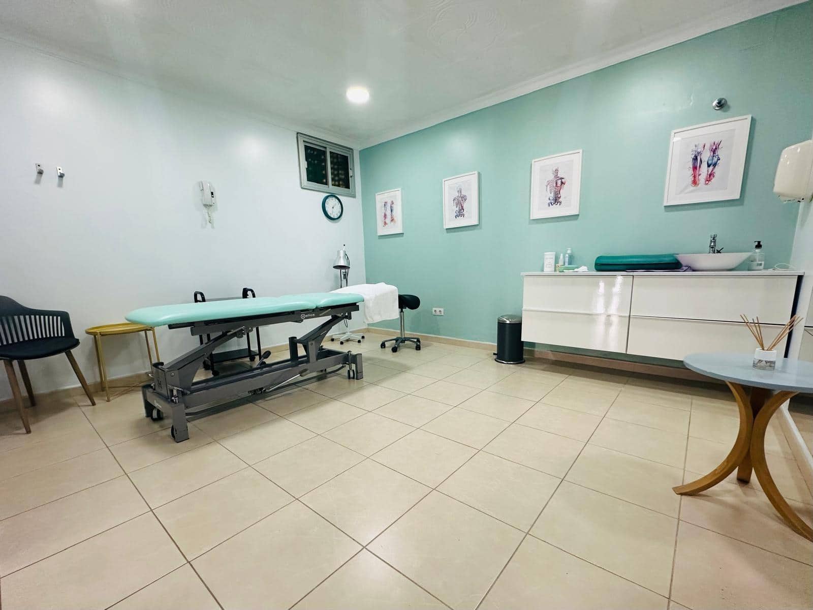 Comercial para venda em San Bartolome de Tirajana - 126 500 € (Ref: 9627461)