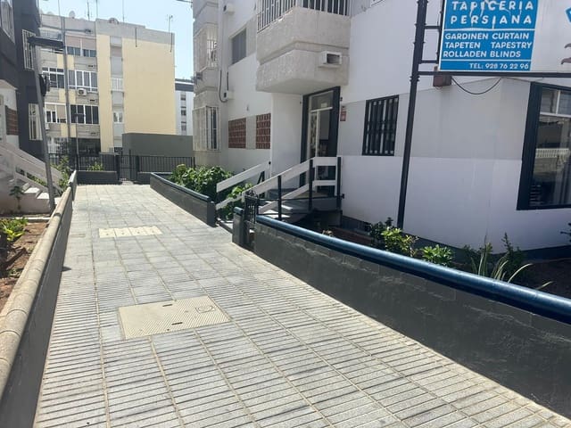 Kommersiell att hyra i San Bartolomé de Tirajana - 600 € (Ref: 9637529)