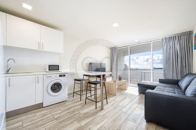 1 chambre Penthouse à vendre à San Bartolomé de Tirajana avec piscine - 249 000 € (Ref: 9637530)