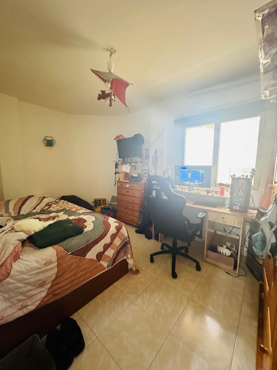 3 bedroom Apartment for sale in Santa Lucia de Tirajana with garage - € 208,000 (Ref: 9659391)