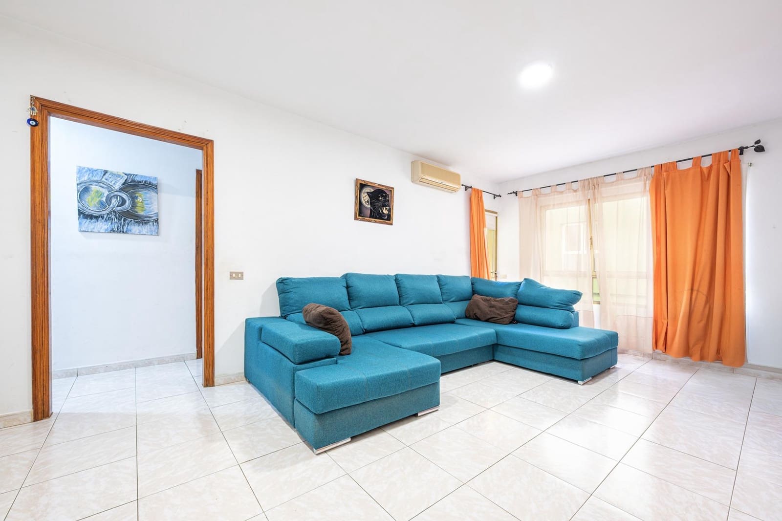 3 bedroom Apartment for sale in Santa Lucia de Tirajana with garage - € 184,000 (Ref: 9659391)