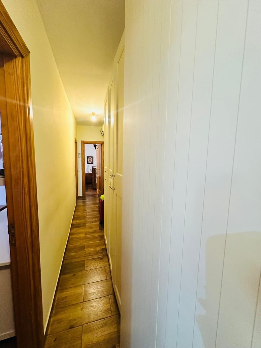 3 bedroom Apartment for sale in Santa Lucia de Tirajana - € 205,000 (Ref: 9659392)