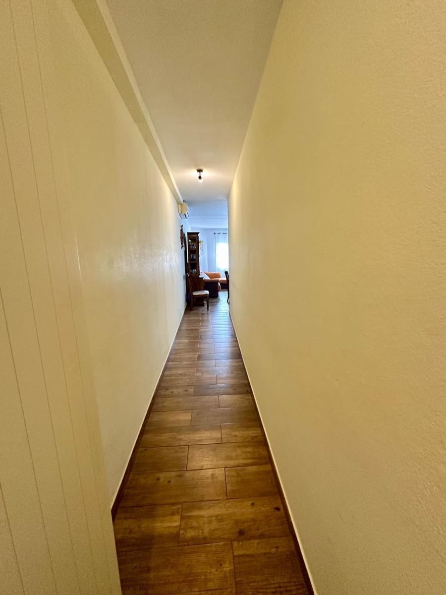 3 bedroom Apartment for sale in Santa Lucia de Tirajana - € 205,000 (Ref: 9659392)