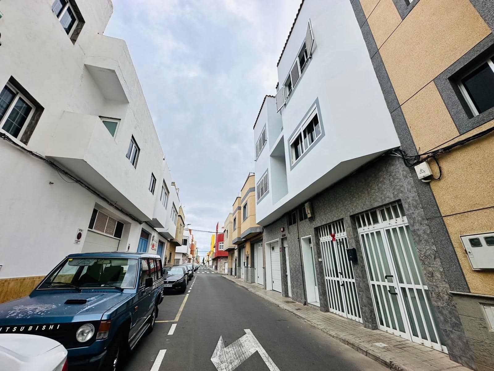 3 bedroom Apartment for sale in Santa Lucia de Tirajana - € 205,000 (Ref: 9659392)