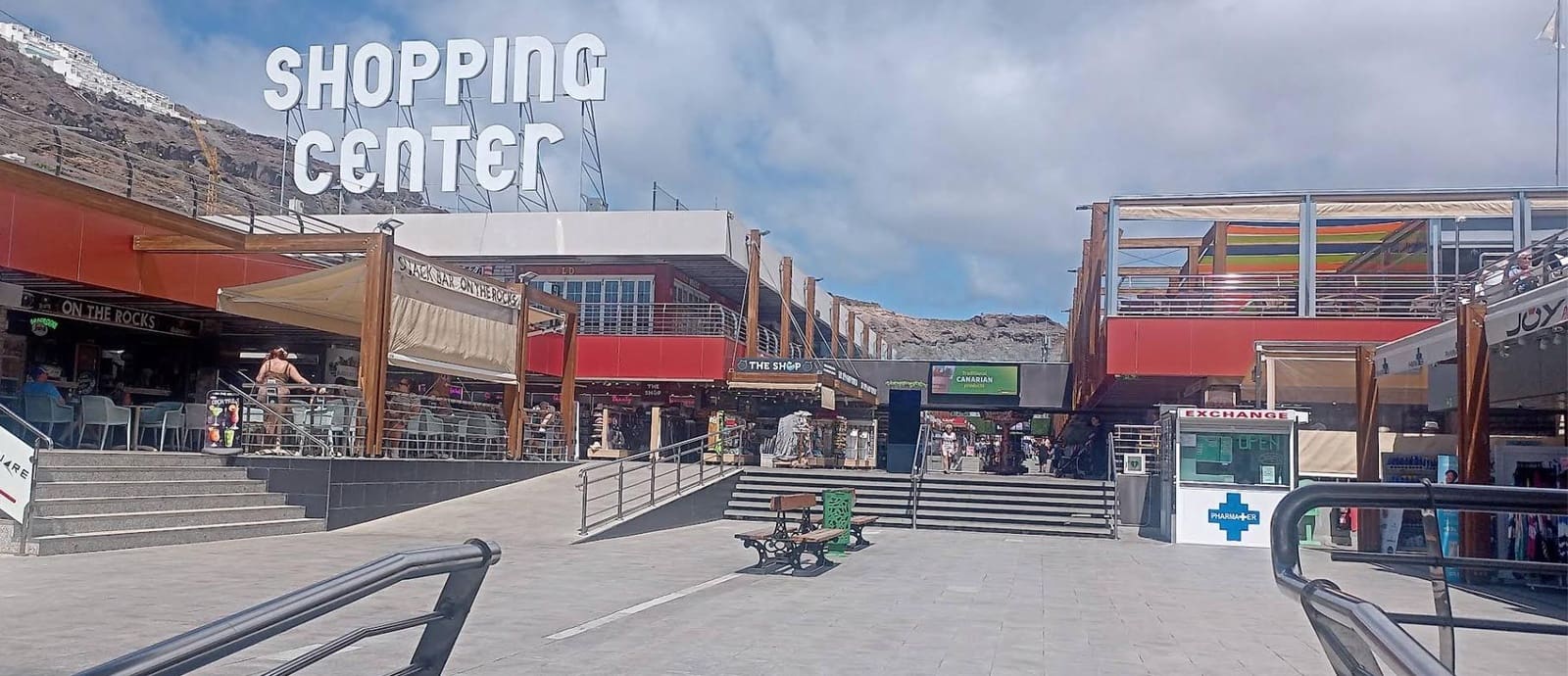 Commercial for rent in Puerto Rico - € 12,000 (Ref: 9674173)