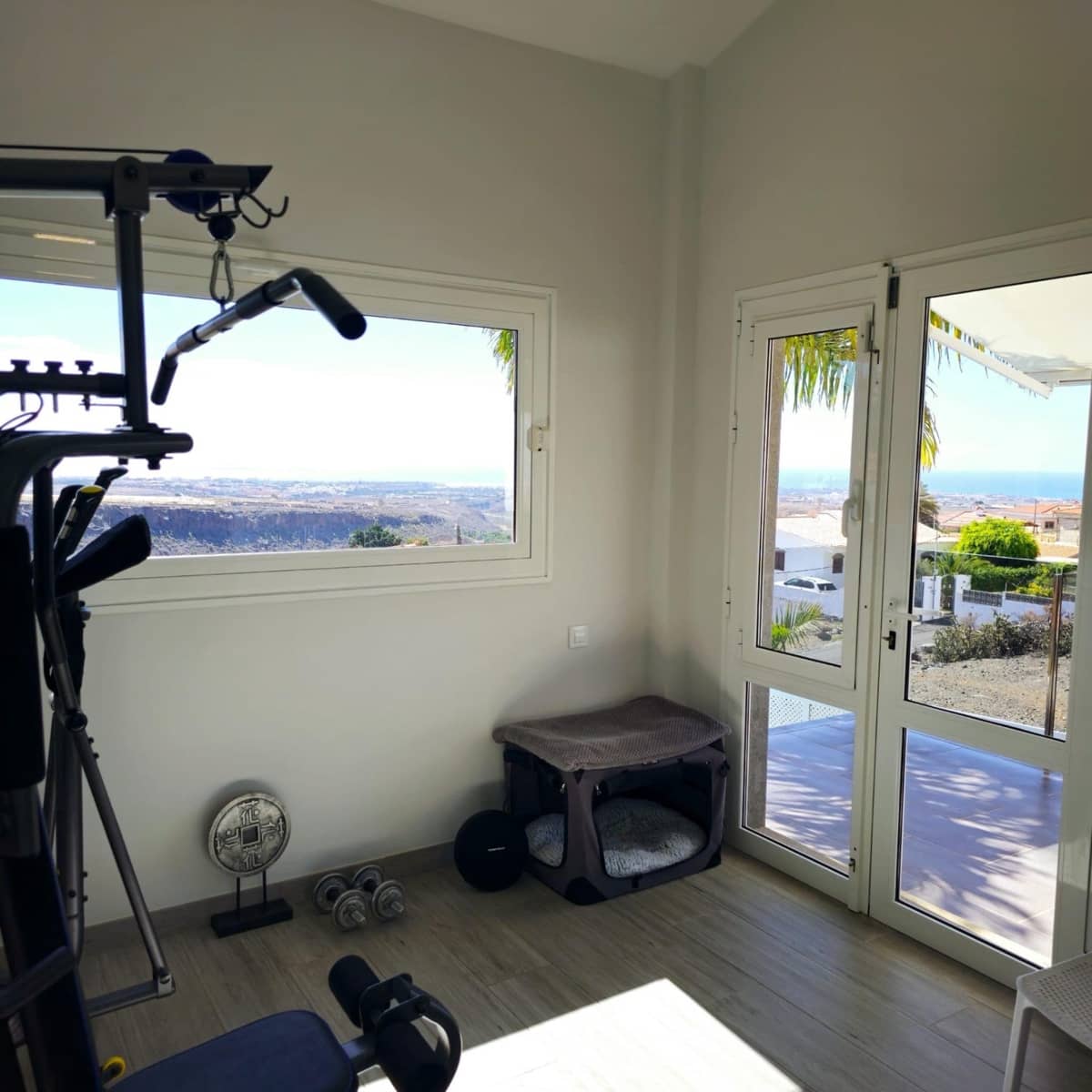 Chalet de 4 habitaciones en Montaña la Data en venta con piscina garaje - 1.475.000 € (Ref: 9690572)