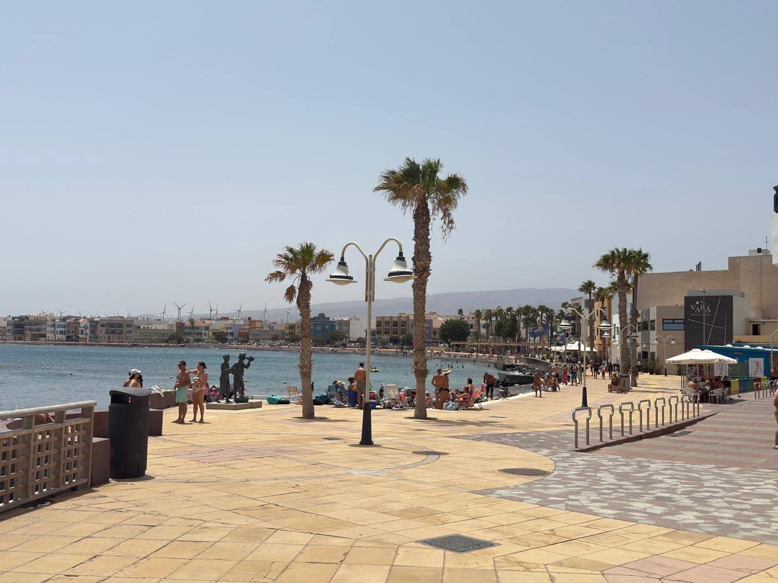 3 bedroom Apartment for rent in Arinaga - € 1,000 (Ref: 9695298)