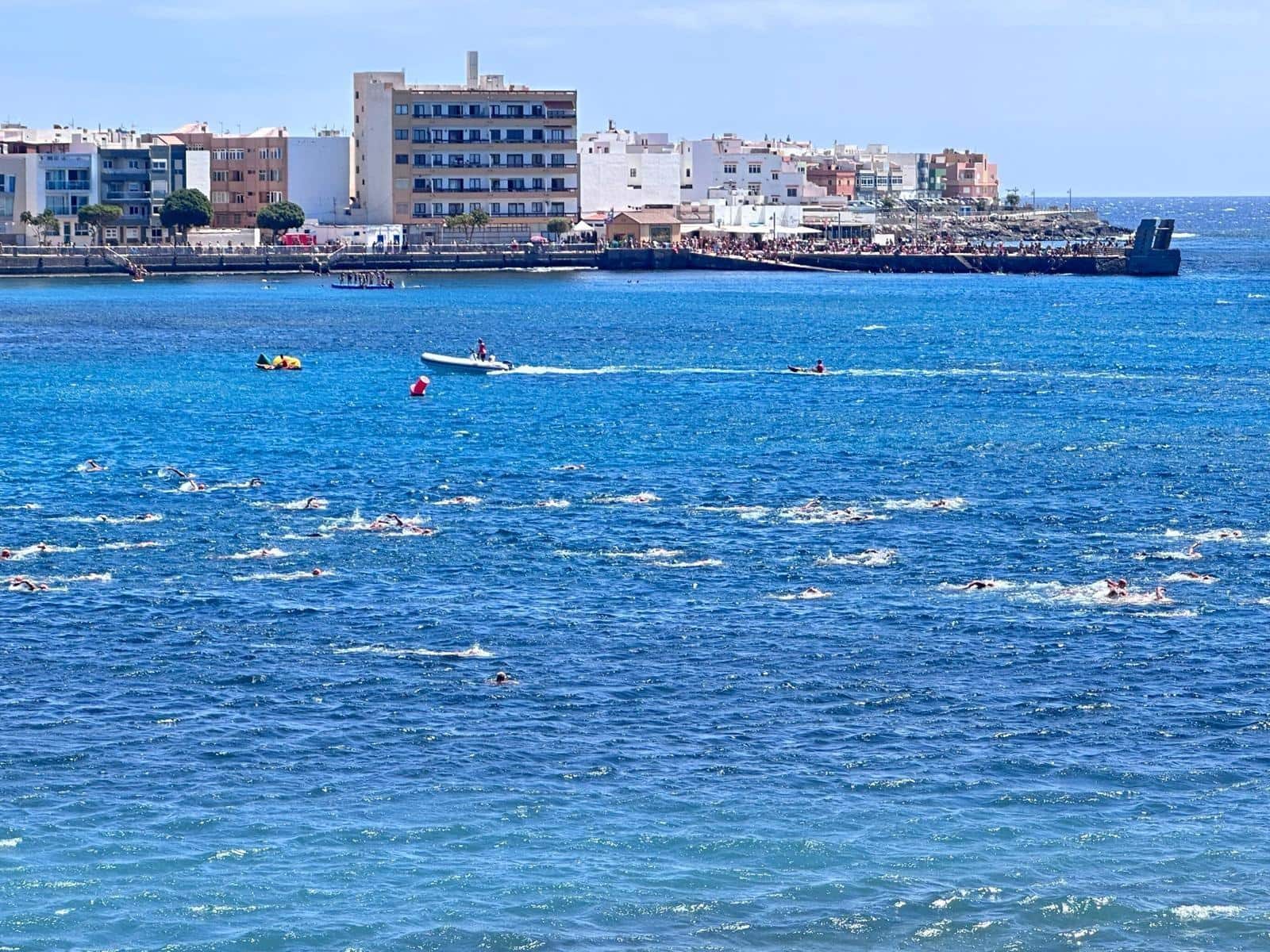 3 bedroom Apartment for rent in Arinaga - € 1,000 (Ref: 9695298)