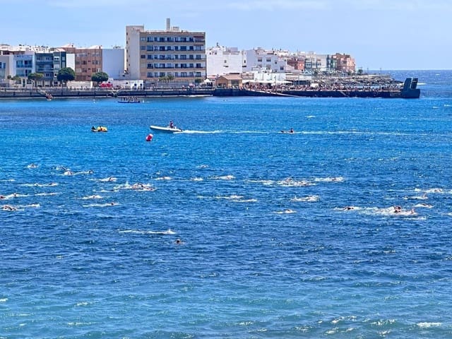 3 Zimmer Apartment zu vermieten in Arinaga, Agüimes - 1.000 € (Ref: 9695298)