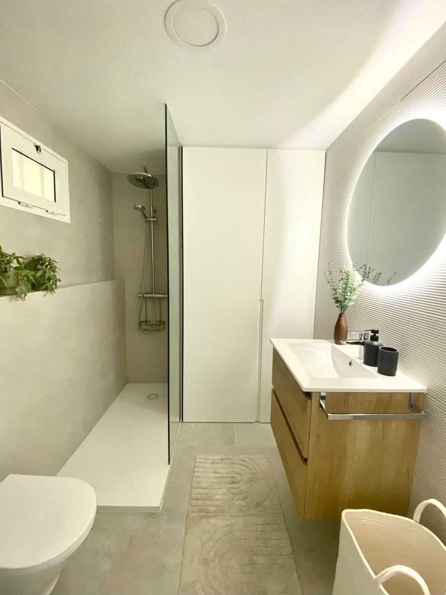 1 bedroom Apartment for rent in San Bartolome de Tirajana with pool - € 1,400 (Ref: 9719893)