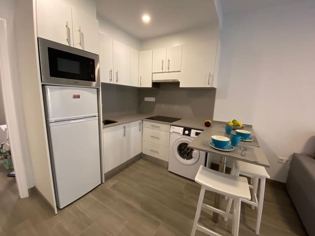 1 quarto Apartamento para arrendar em San Bartolomé de Tirajana com piscina - 1 000 € (Ref: 9729318)