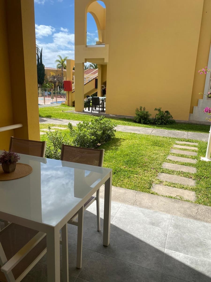 1 bedroom Apartment for rent in San Bartolome de Tirajana with pool - € 1,000 (Ref: 9729318)
