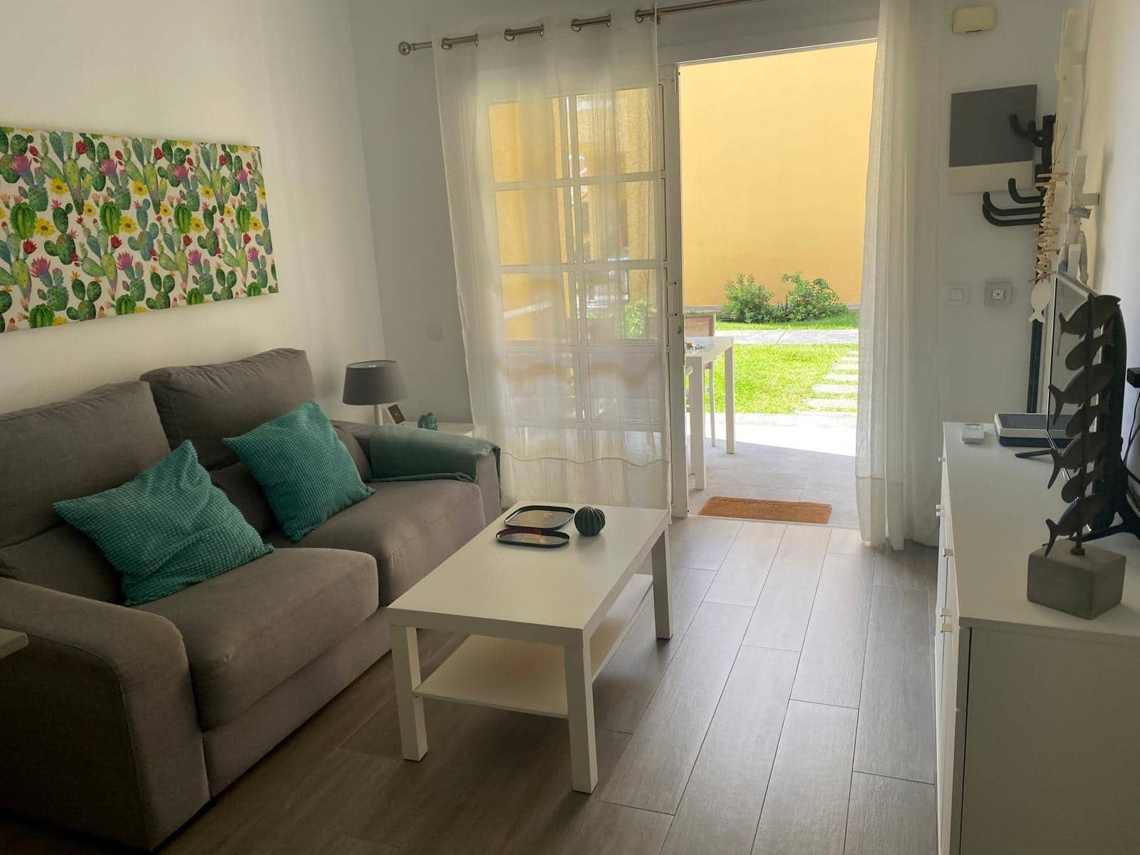 1 bedroom Apartment for rent in San Bartolome de Tirajana with pool - € 1,000 (Ref: 9729318)
