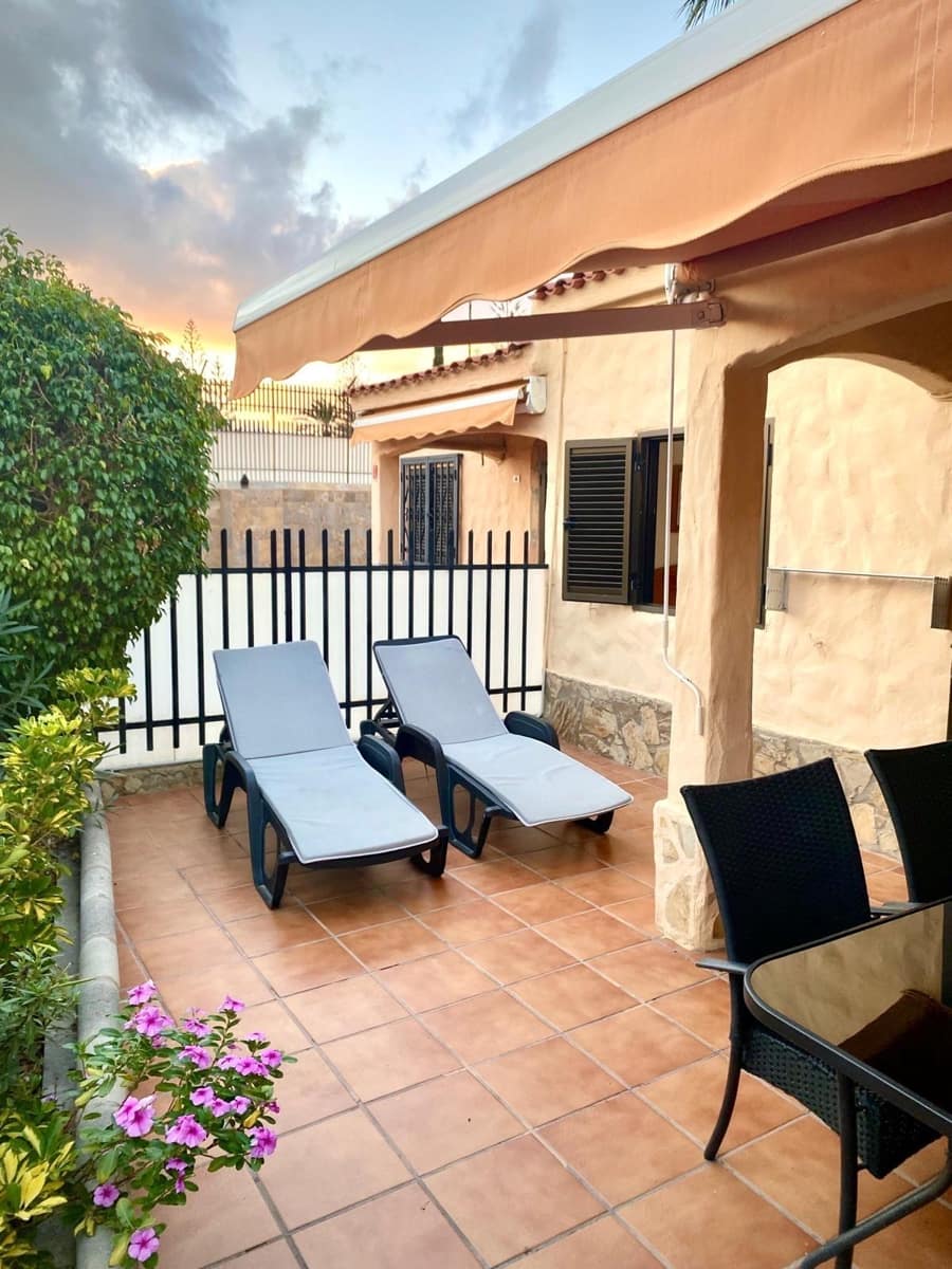 1 bedroom Bungalow for rent in Playa del Ingles with pool - € 1,150 (Ref: 9729319)