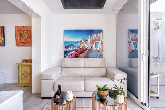 2 soverom Rekkehus til salgs i Playa del Inglés, San Bartolomé de Tirajana med svømmebasseng - € 350 000 (Ref: 9735558)