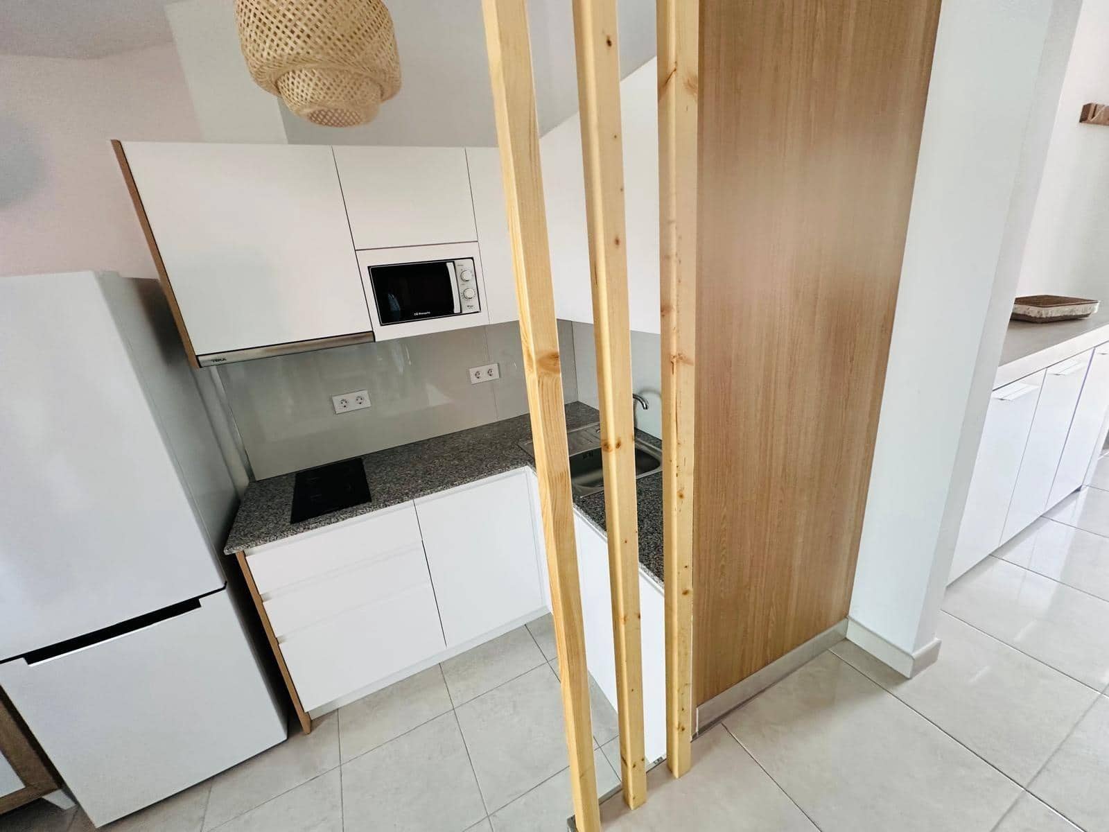 1 slaapkamer Loft te huur in San Bartolome de Tirajana met zwembad - € 1.000 (Ref: 9755625)