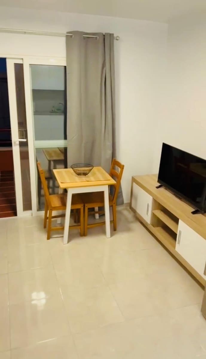 1 slaapkamer Loft te huur in San Bartolome de Tirajana met zwembad - € 1.000 (Ref: 9755625)