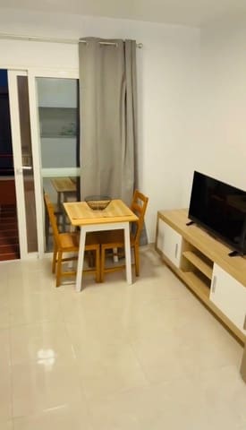 1 slaapkamer Loft te huur in San Bartolomé de Tirajana met zwembad - € 1.000 (Ref: 9755625)