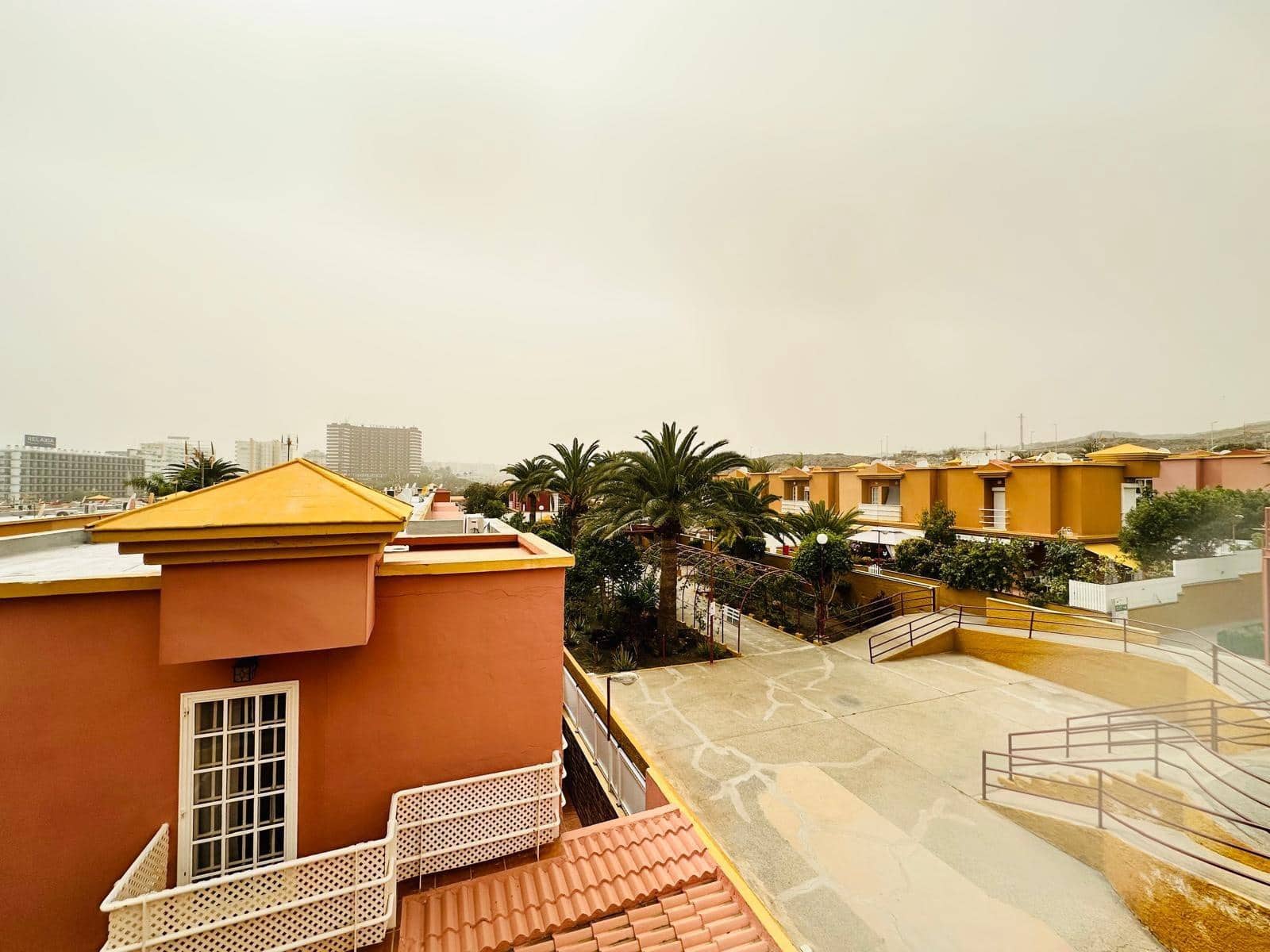 1 slaapkamer Loft te huur in San Bartolome de Tirajana met zwembad - € 1.000 (Ref: 9755625)