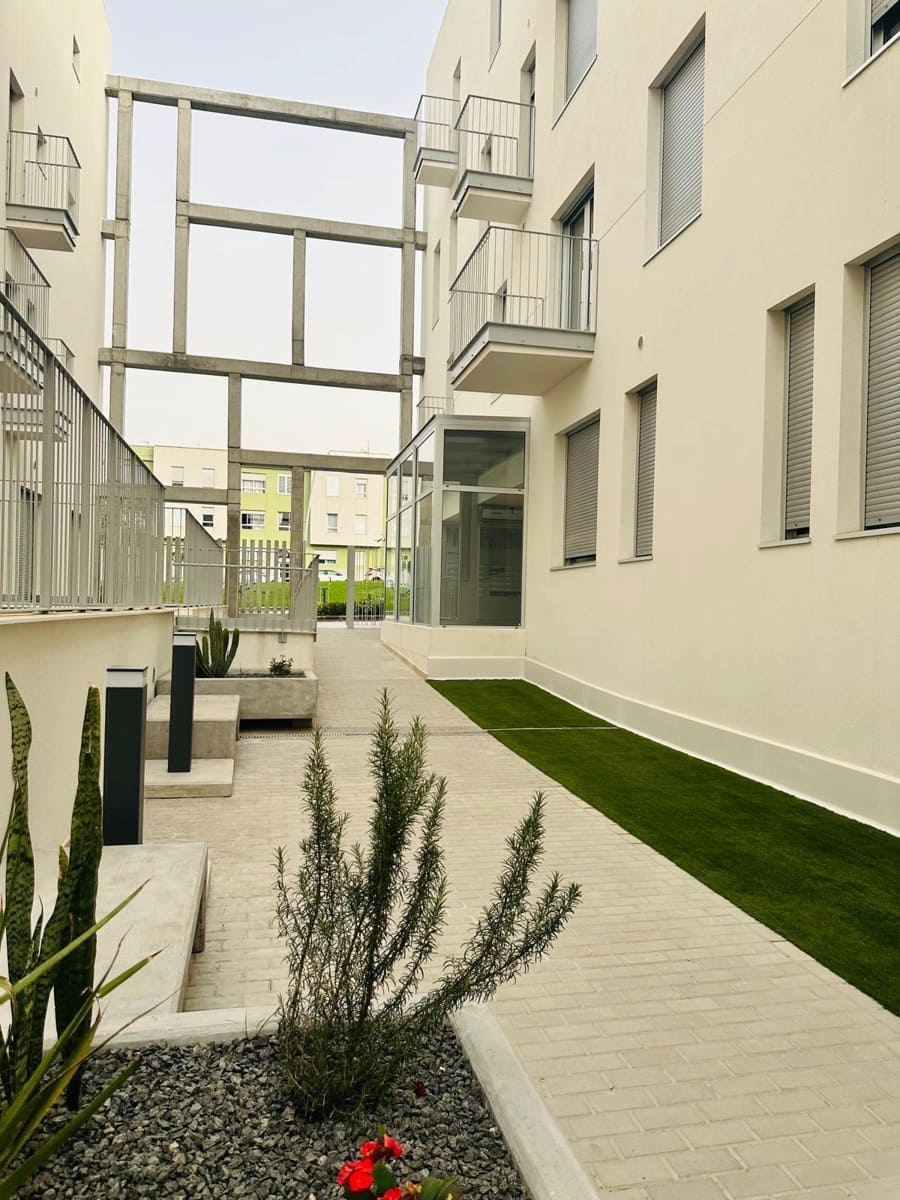 1 soverom Leilighet til salgs i Las Palmas de Gran Canaria med svømmebasseng - € 269 000 (Ref: 9755626)