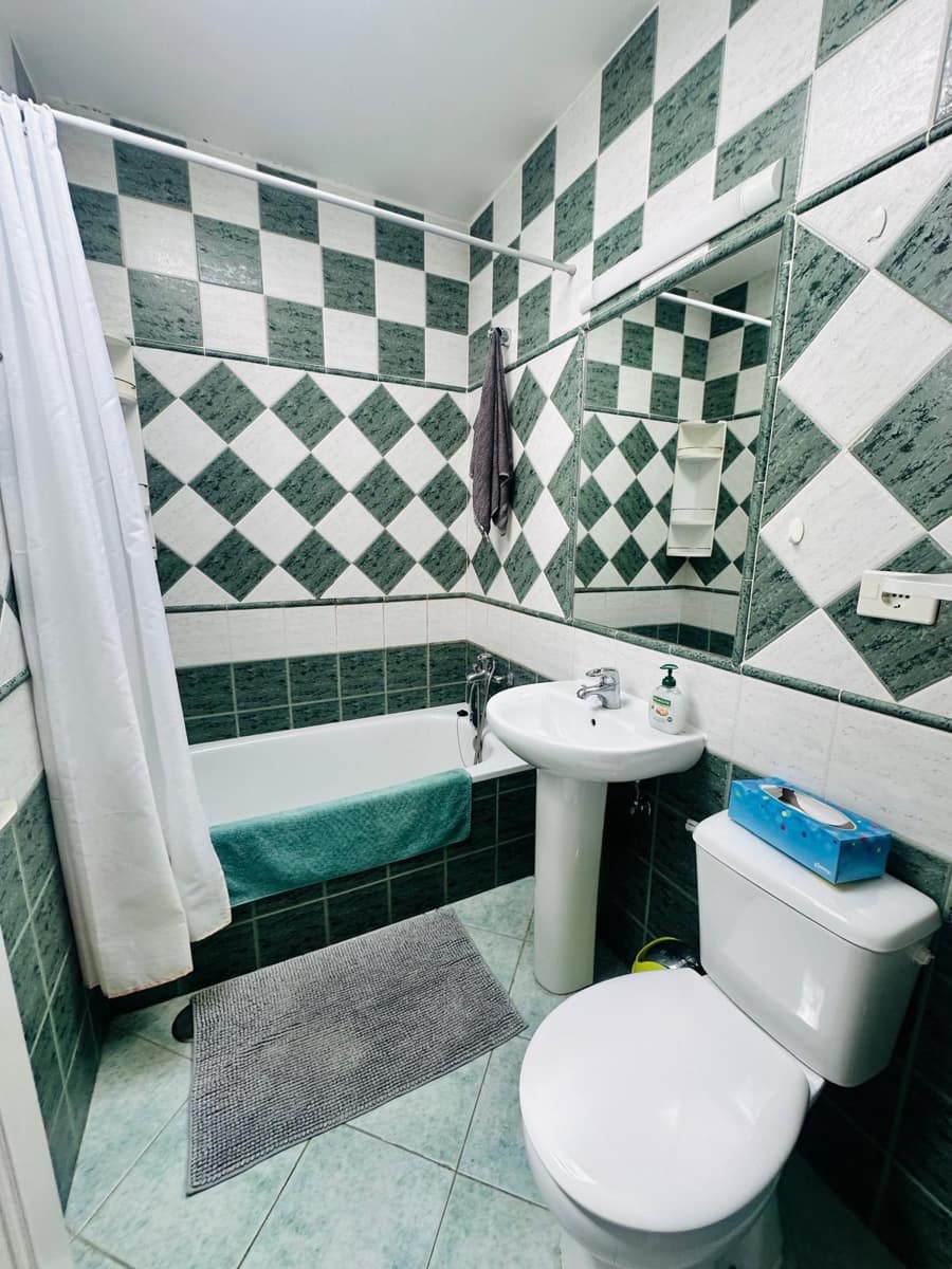 1 quarto Apartamento para arrendar em Campo Internacional com piscina - 1 200 € (Ref: 9788374)