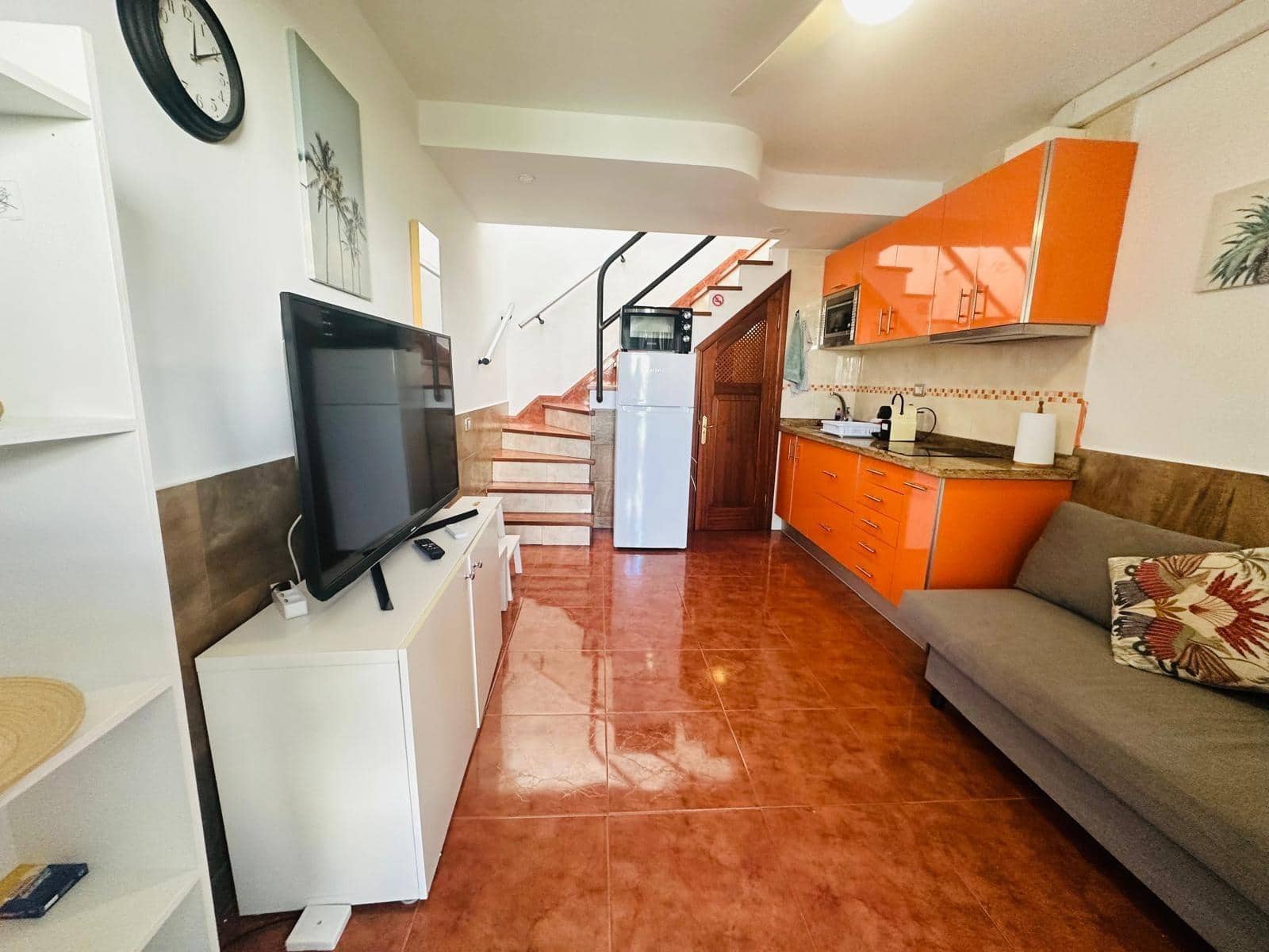 1 quarto Apartamento para arrendar em Campo Internacional com piscina - 1 200 € (Ref: 9788374)
