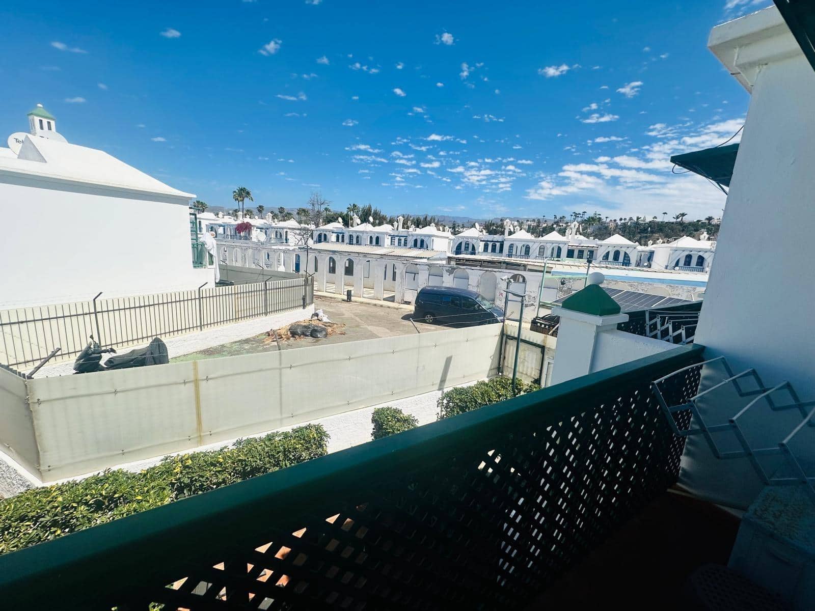 1 quarto Apartamento para arrendar em Campo Internacional com piscina - 1 200 € (Ref: 9788374)