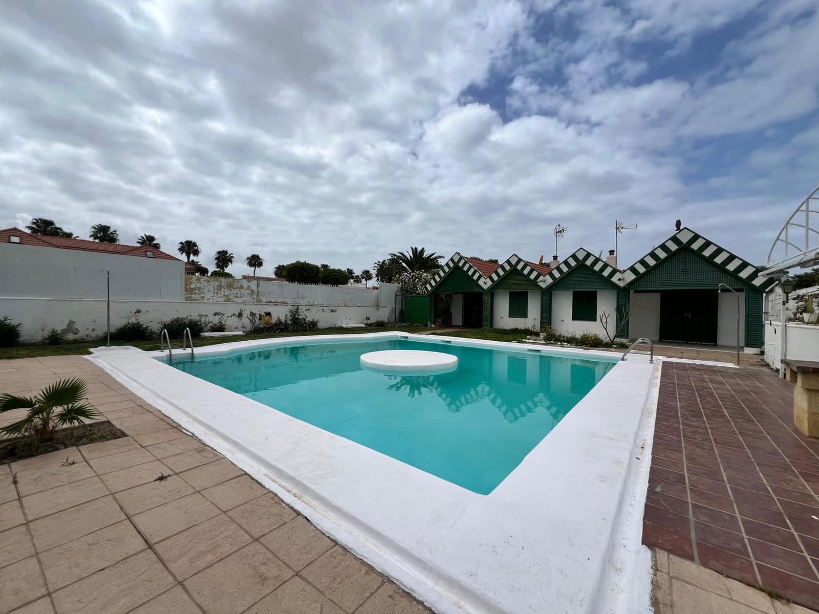 Adosado de 2 habitaciones en Maspalomas en alquiler con piscina - 1.600 € (Ref: 9794570)